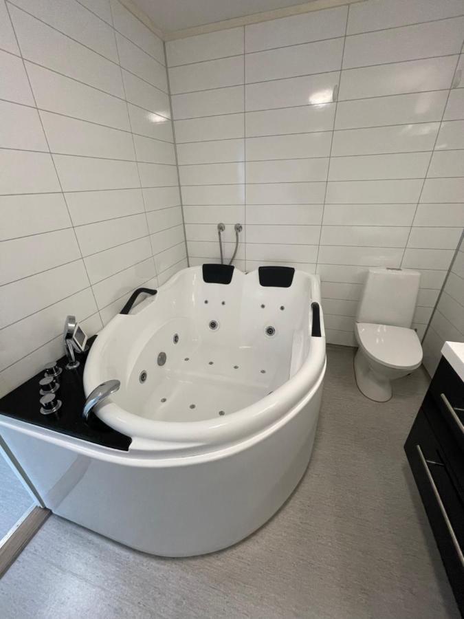Lovely Apartment With Parking In The Heart Of City Lillehammer Exterior foto